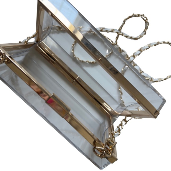 Transparent Gold Chain Stadium Bag Clutch - Picture 4 of 4